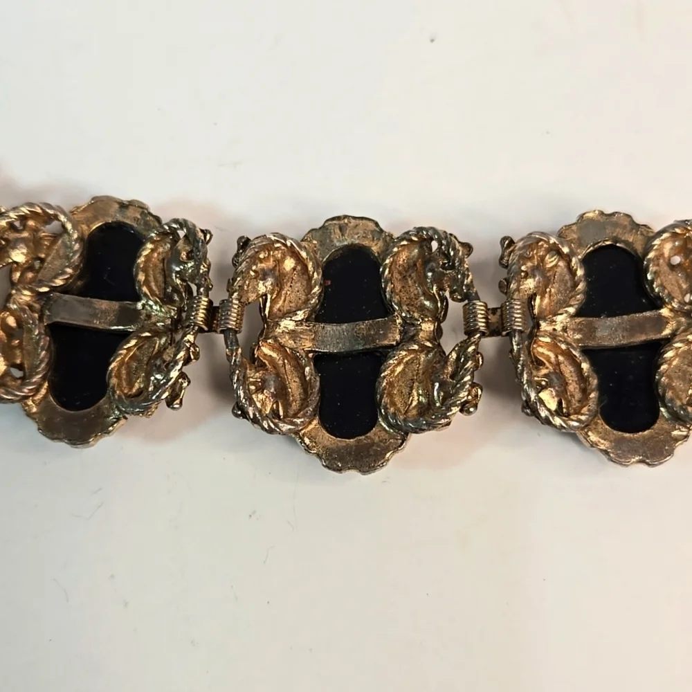 Selro Selini Style Cabochon Goldtone Bracelet Pearls Red Rhinestones 1950's